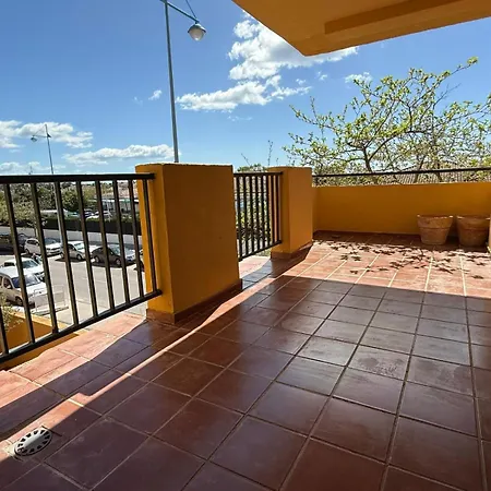 شقة Almendros 1 *